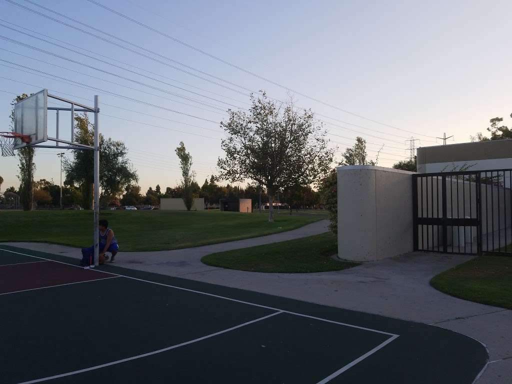 Cerritos Regional County Park Gymnasium | 19700 Bloomfield Ave, Cerritos, CA 90703, USA | Phone: (562) 924-5144