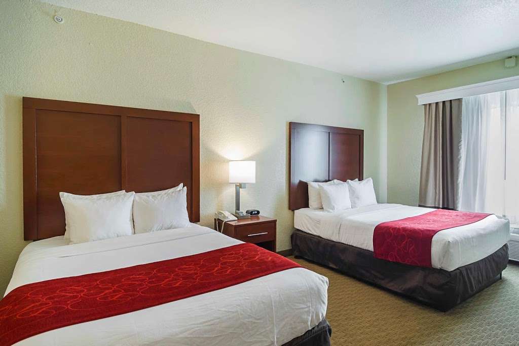 Quality Suites North IH 35 | 11526 I-35, San Antonio, TX 78233, USA | Phone: (210) 656-4600