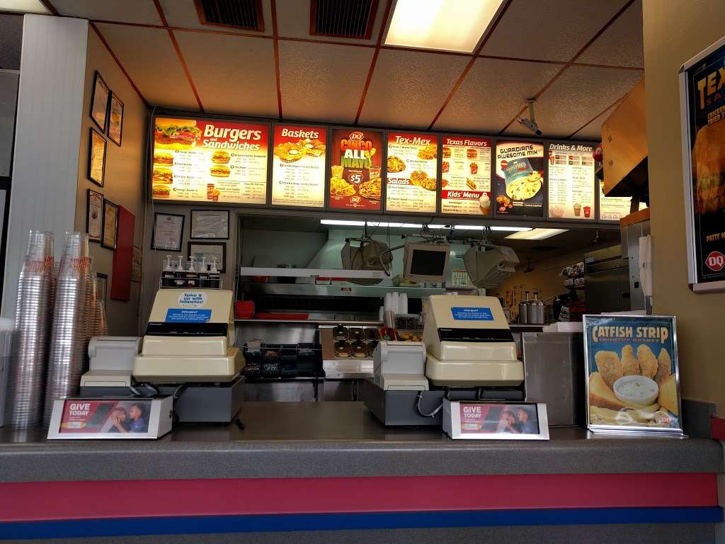 Dairy Queen Restaurant | 2103 Red Bluff Rd, Pasadena, TX 77506 | Phone: (713) 477-7105