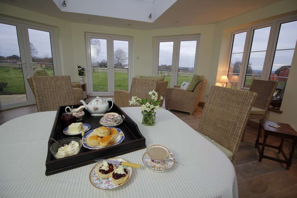 Bewl Rookery Bed and Breakfast | Lower Cousley Wood, Wadhurst TN5 6HE, UK | Phone: 07704 196520