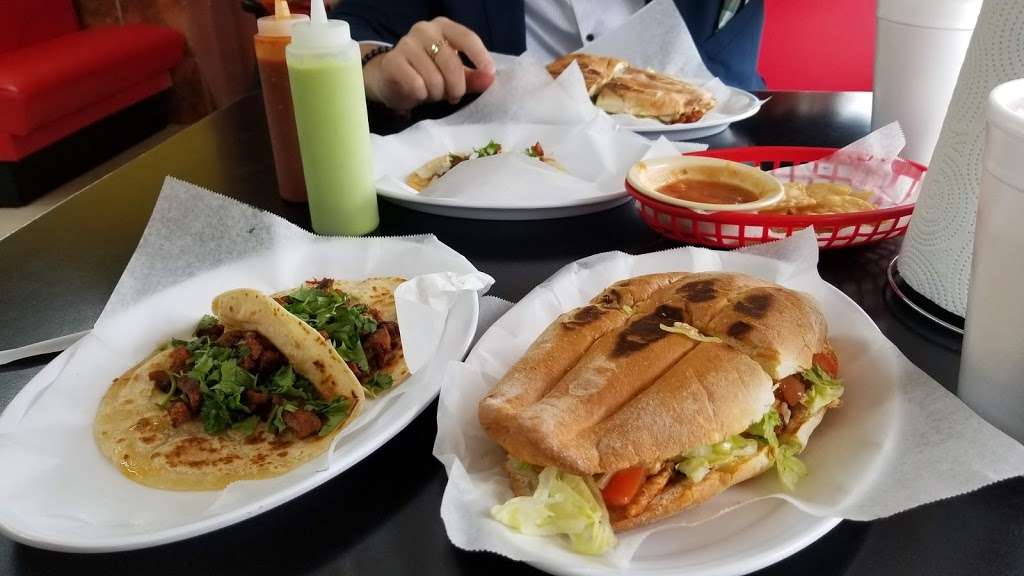 Perlas Taqueria 109 W Boothe St, Cleveland Tx 77345 | 109 W Boothe St, Cleveland, TX 77327, USA | Phone: (281) 662-7129