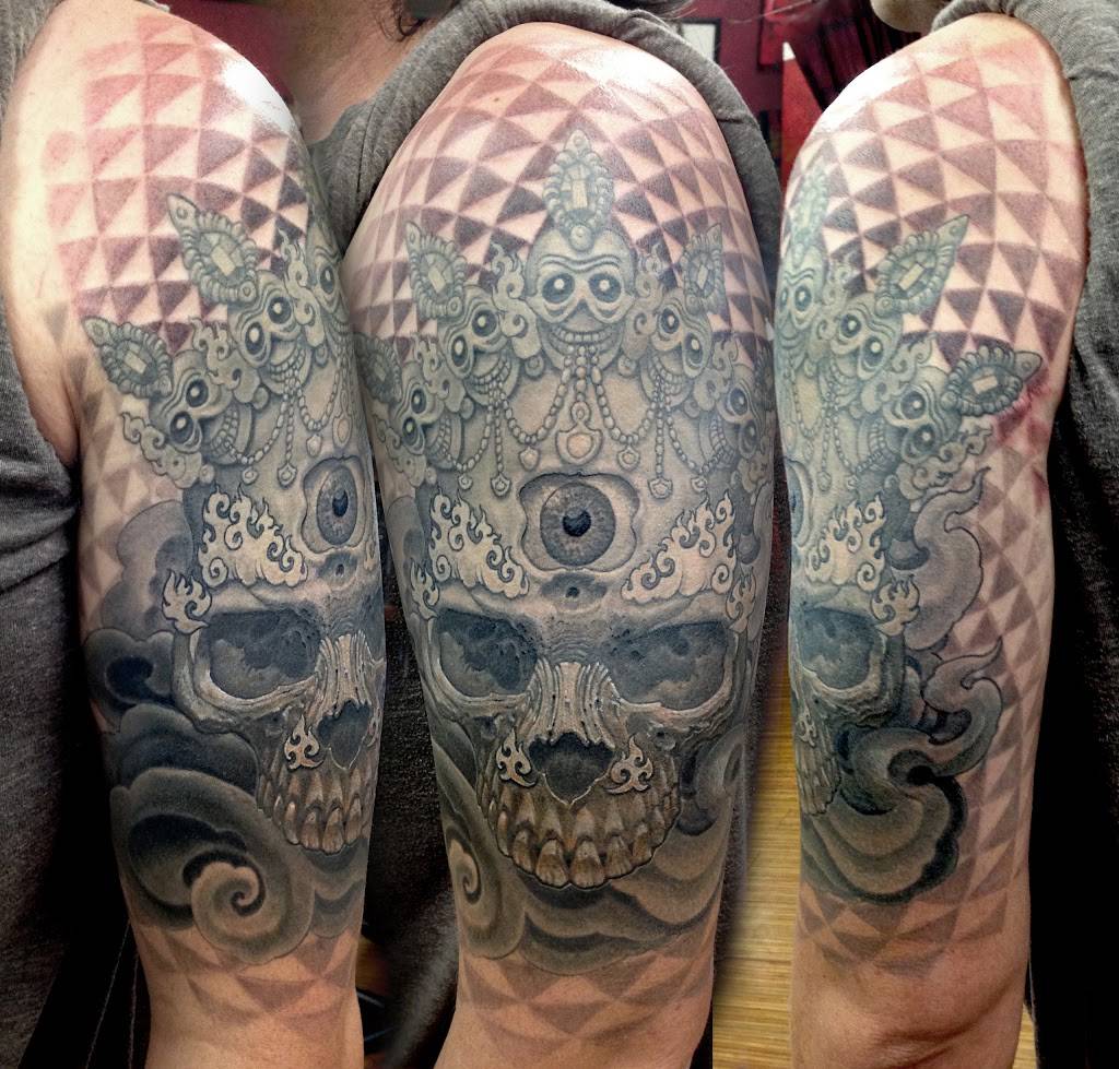 Esoteric Tattoo | 922 N Killingsworth St suite 1-c, Portland, OR 97217 | Phone: (503) 474-7386