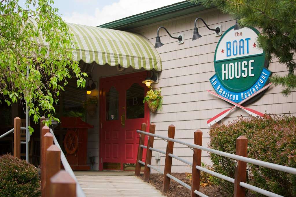 The Boat House | 141 PA-507, Hawley, PA 18428, USA | Phone: (570) 226-5027