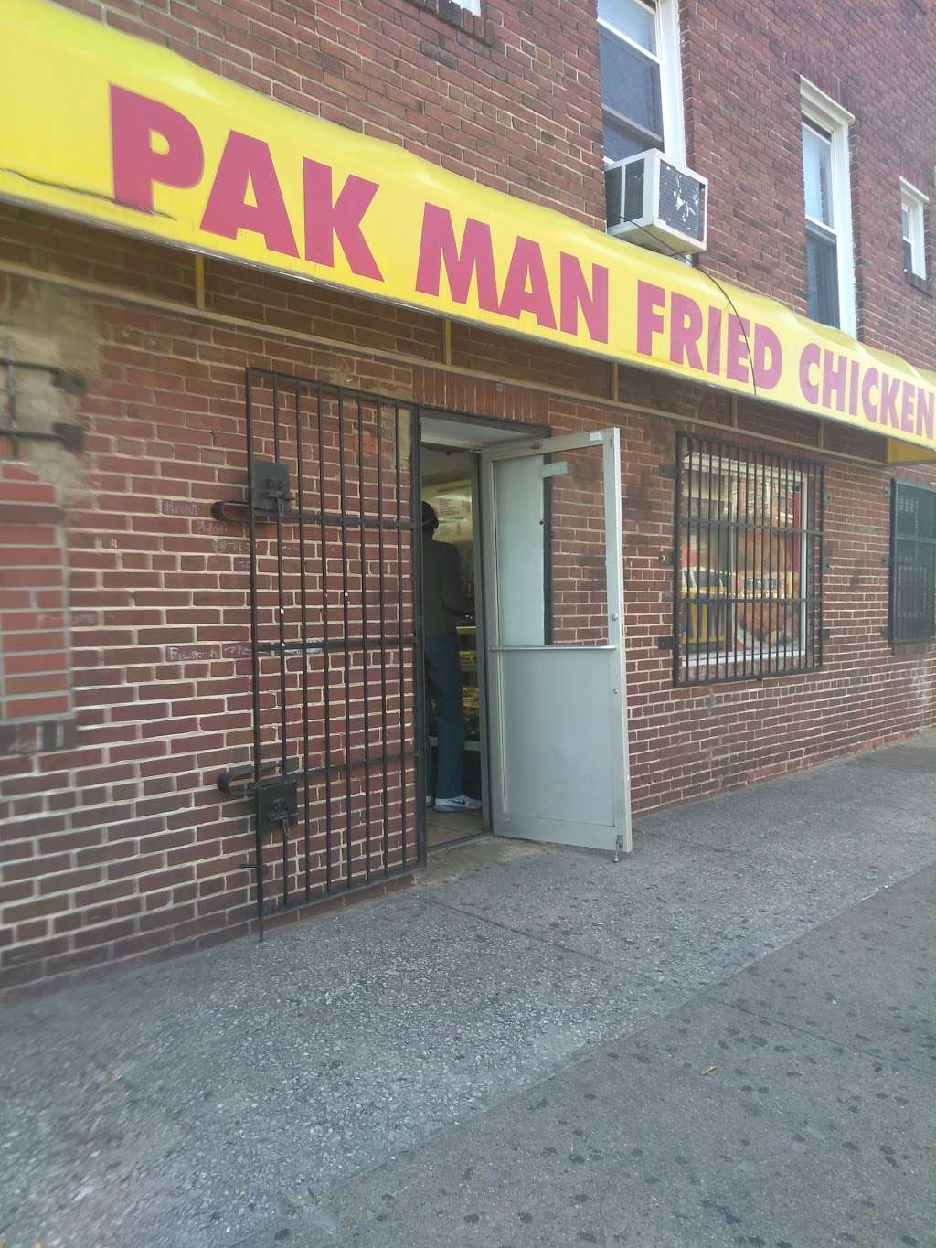 Pak Man Fried Chicken | 2300 W North Ave, Baltimore, MD 21216 | Phone: (410) 669-0011