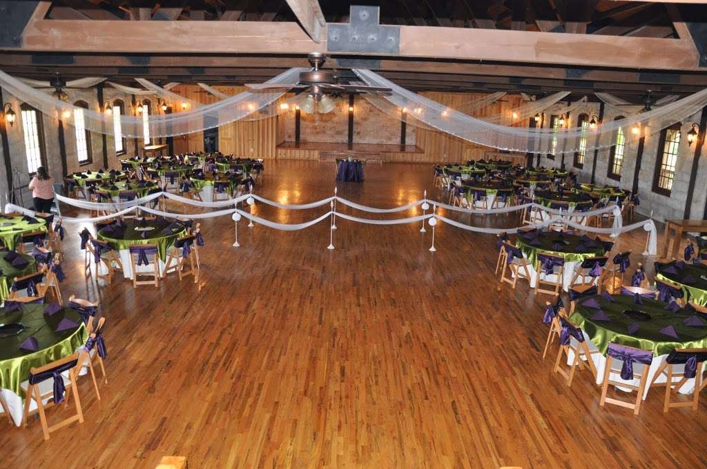 Linens and Events | 27111 Breton Bridge Ct, Cypress, TX 77433, USA | Phone: (832) 736-4840