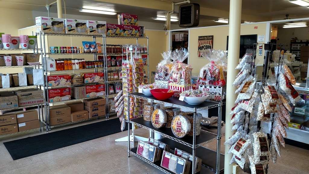 Knights Gourmet Popcorn | 4435 W Forest Home Ave, Milwaukee, WI 53219, USA | Phone: (414) 541-0012