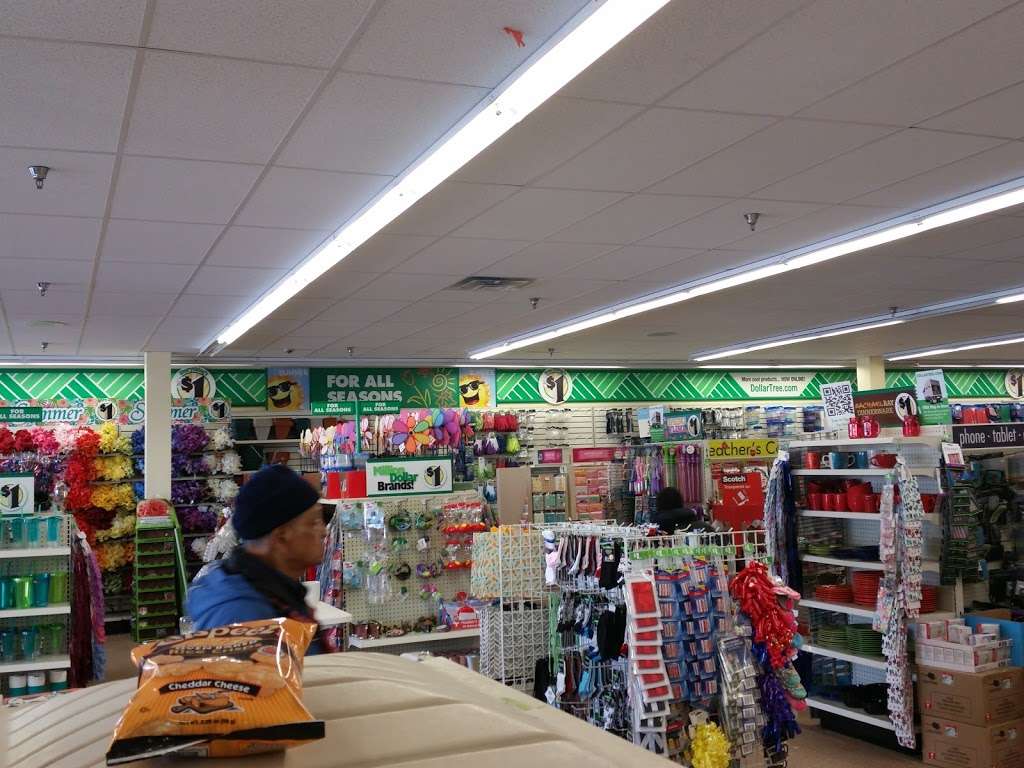 Dollar Tree | 2040 Forest Ave #5, Staten Island, NY 10303, USA | Phone: (718) 355-3197