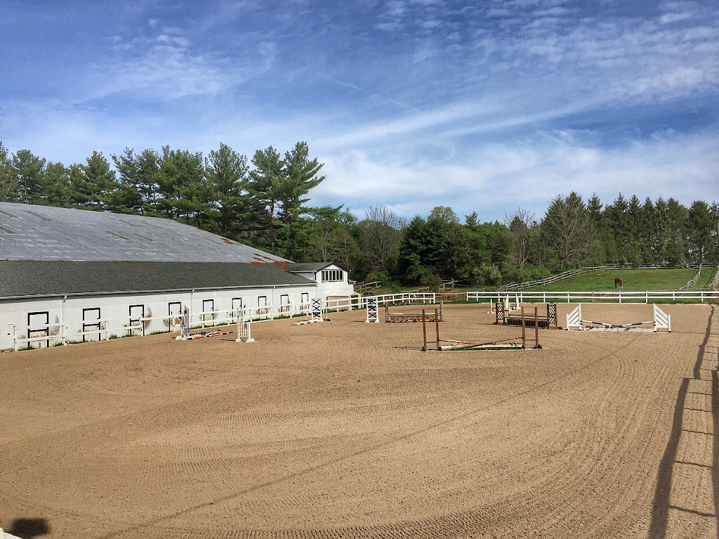 Hunting Horn Farm | 62 Hegemans Ln, Glen Head, NY 11545 | Phone: (516) 770-1088