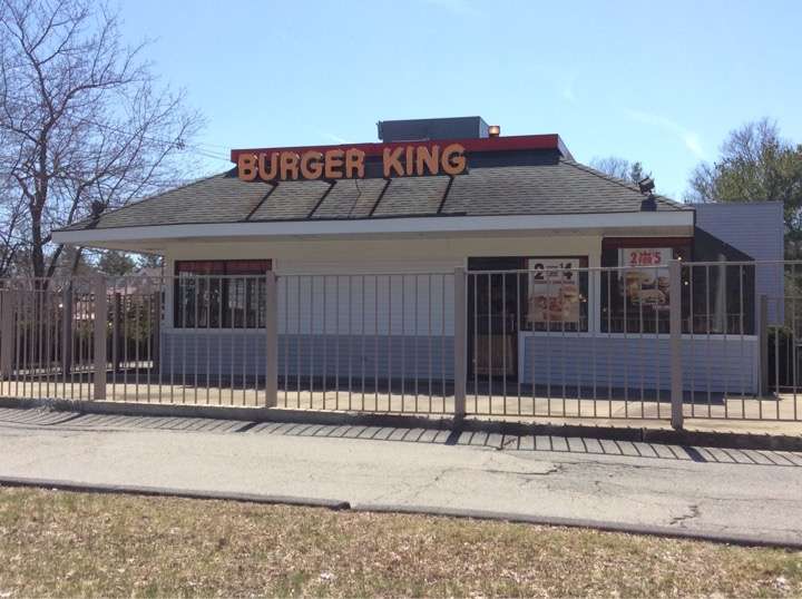 Burger King | 460 W Grove St, Middleborough, MA 02346, USA | Phone: (508) 947-5309