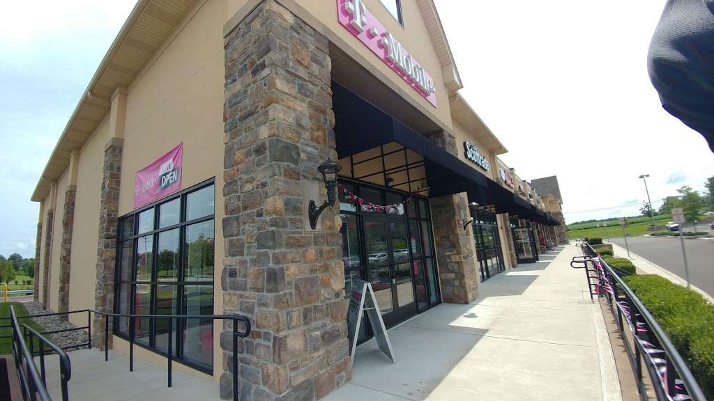 T-Mobile | 190 Forty Foot Rd Suite 100, Hatfield, PA 19440 | Phone: (267) 663-7061