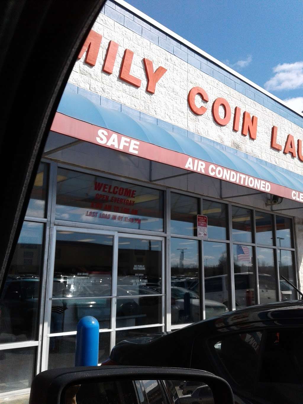 American Family Coin Laundry | 3333 Freedom Dr, Charlotte, NC 28208, USA | Phone: (704) 529-1333