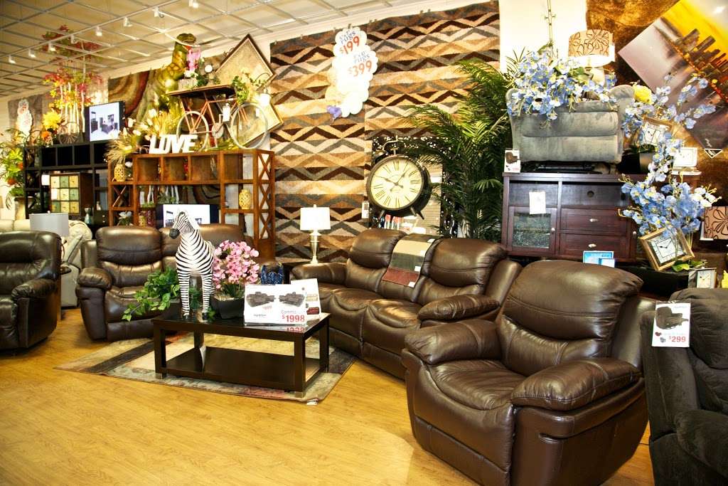 Bob’s Discount Furniture and Mattress Store | 545 S, IL-59, Aurora, IL 60504, USA | Phone: (331) 256-9270