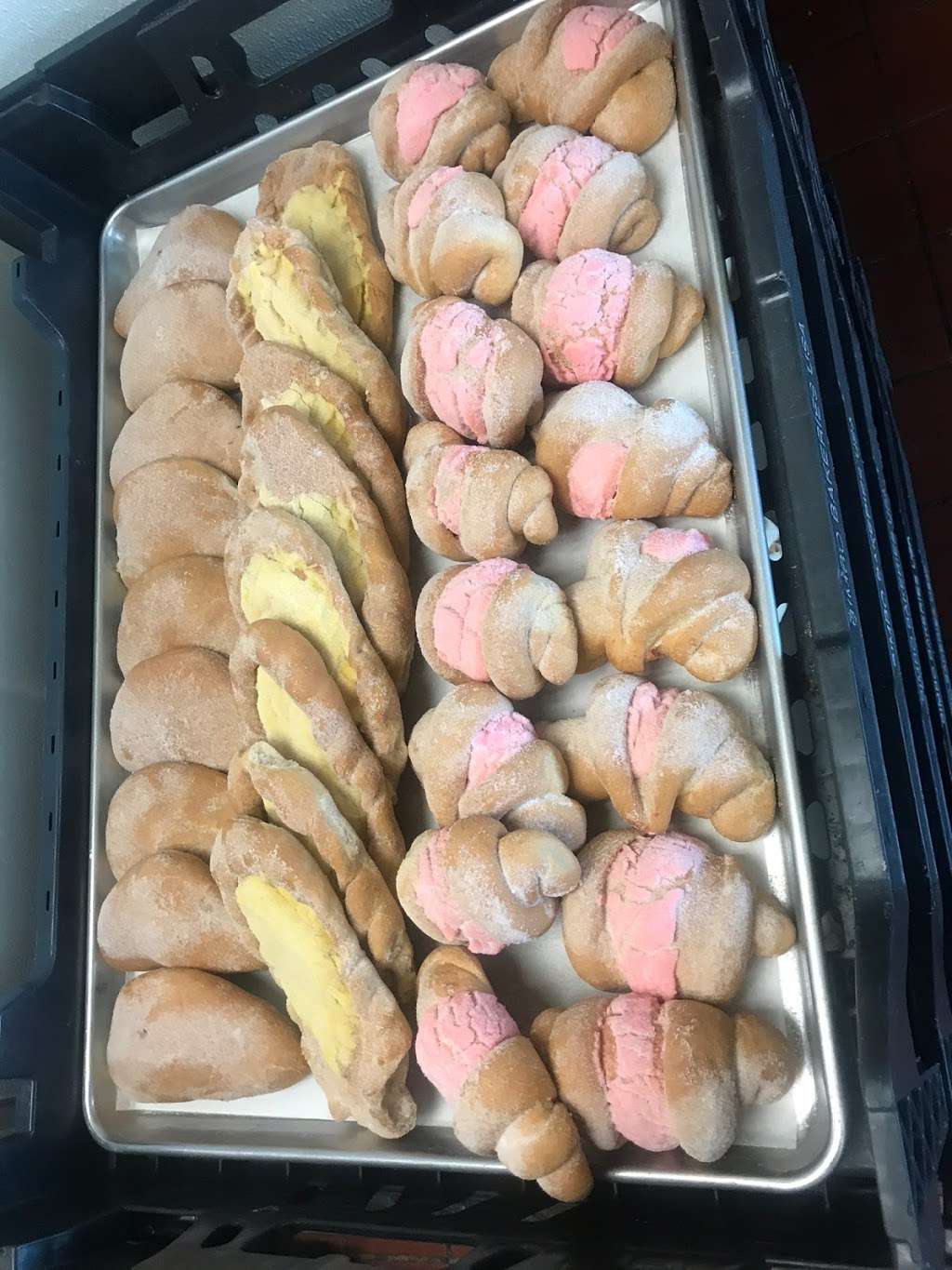 Panaderia La Caramela | 1918 E Miller Rd #105, Garland, TX 75041, USA | Phone: (469) 314-4502