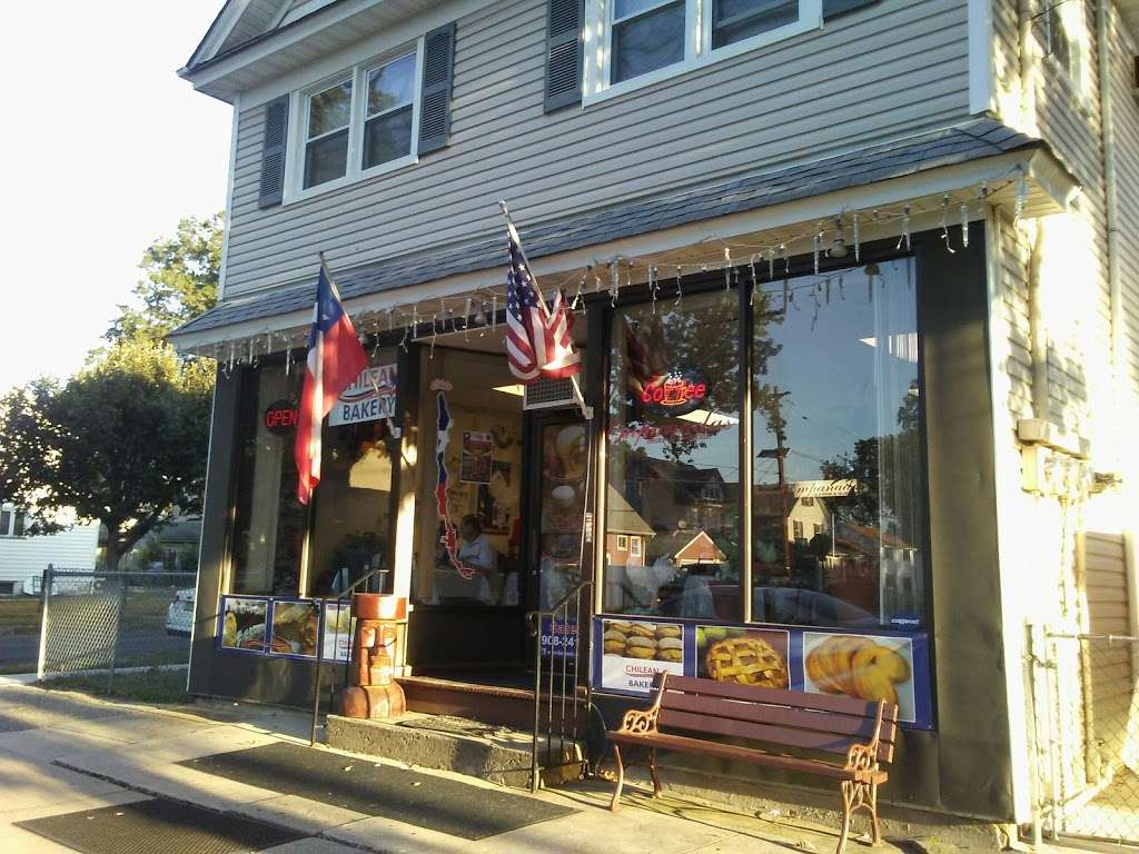 Chilean Bakery | 222 E Lincoln Ave, Roselle Park, NJ 07204, USA | Phone: (908) 241-3684