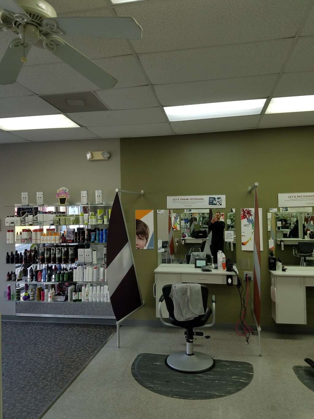 Great Clips | 12840 Walker Branch Rd Ste 200, Charlotte, NC 28273 | Phone: (704) 587-9442