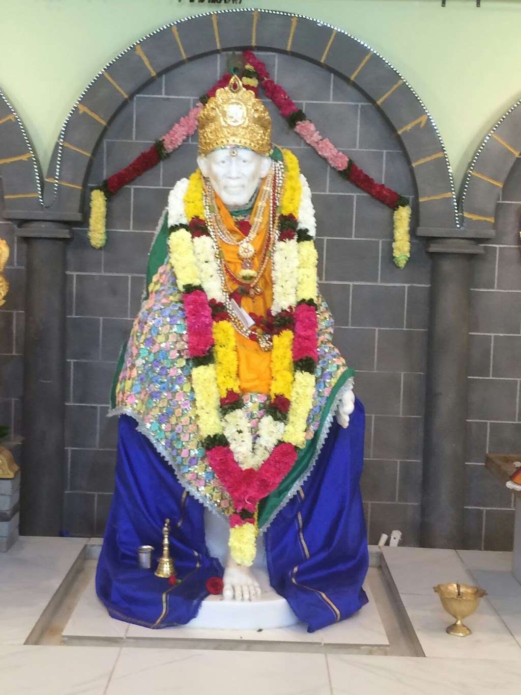 Shirdi Sai Mandir | 24770 Evergreen Mills Rd, Sterling, VA 20166, USA | Phone: (703) 661-4724