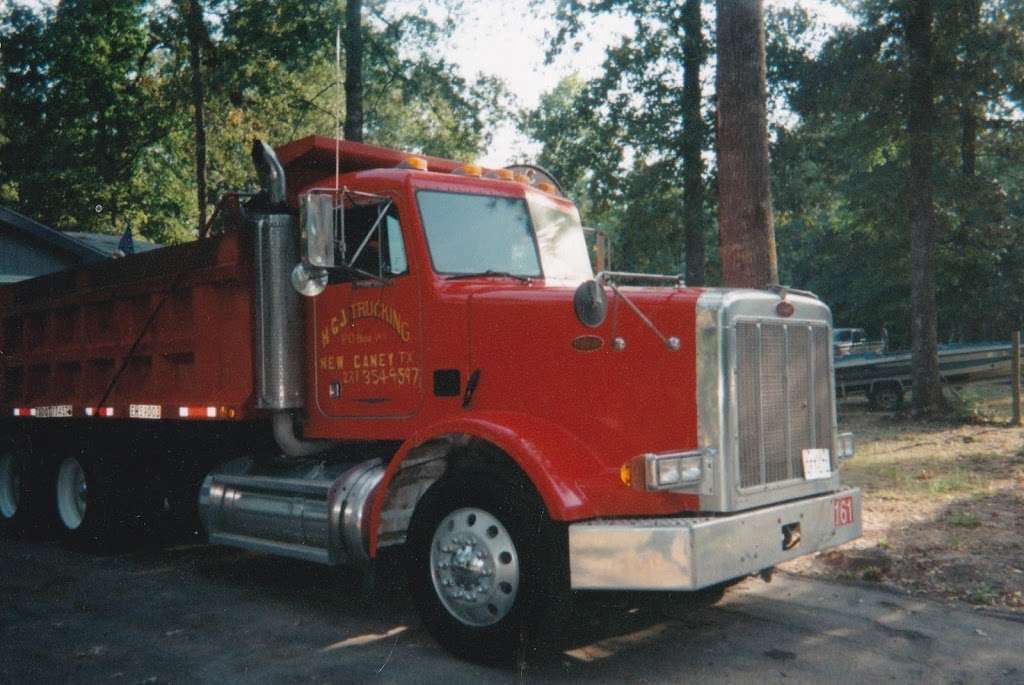 HGJ Trucking | 21484 Dogwood Dr, New Caney, TX 77357, USA | Phone: (281) 709-3981