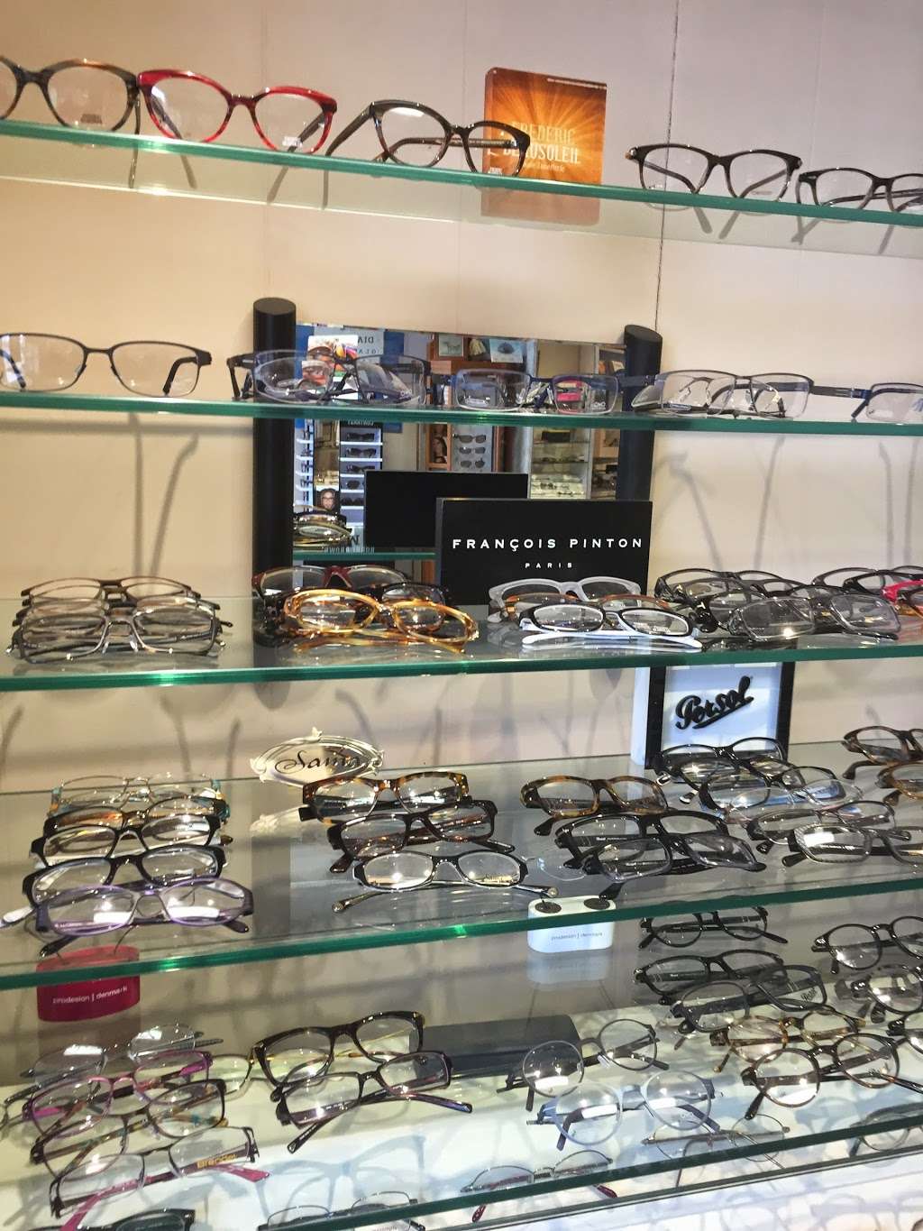 Jeffrey Optics | 36 E Northfield Rd, Livingston, NJ 07039 | Phone: (973) 533-1331