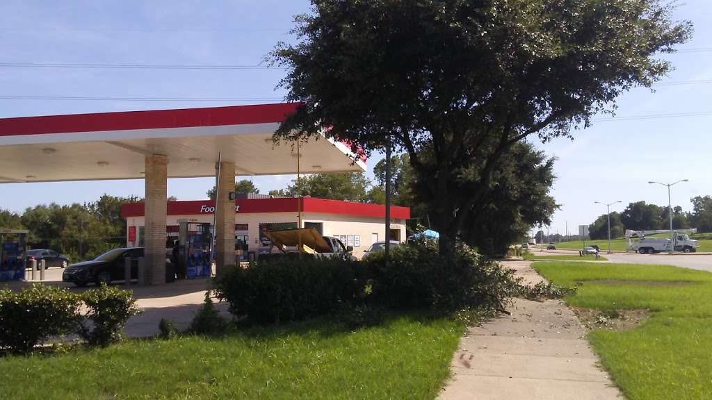 Exxon | 2020 Hwy 66, Garland, TX 75040, USA | Phone: (972) 494-1999