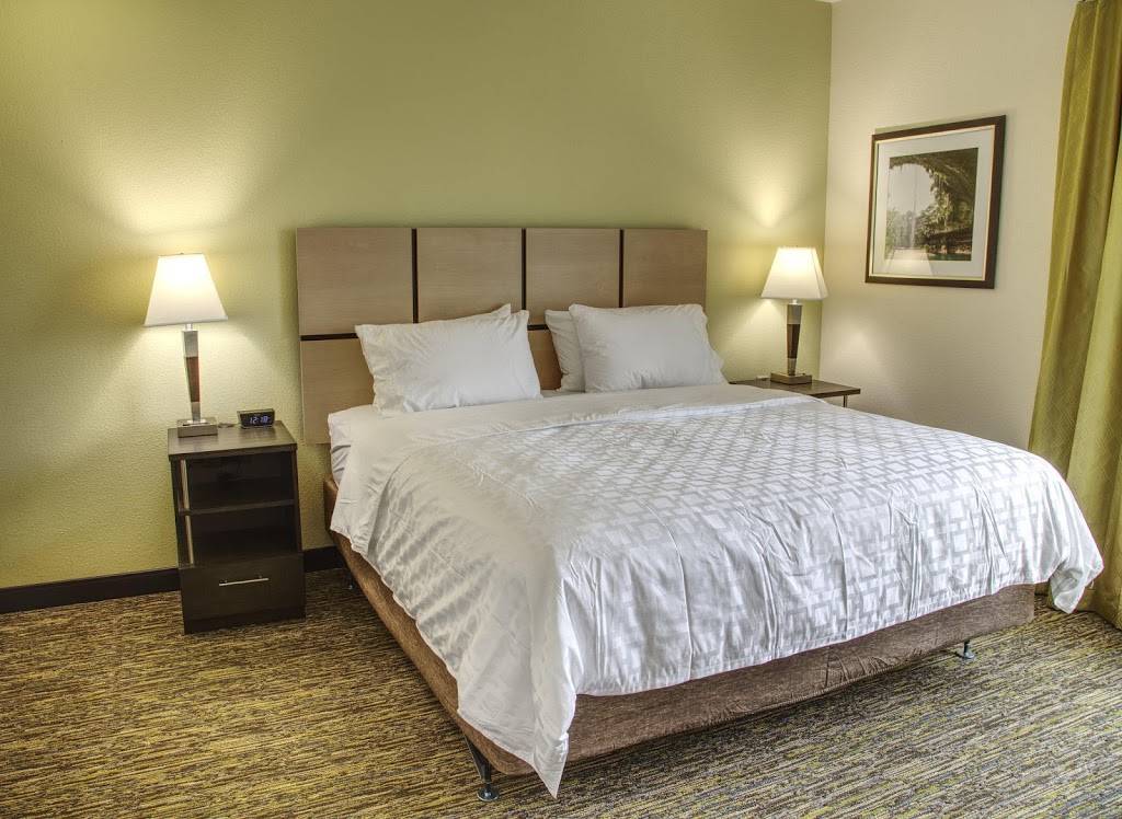 Candlewood Suites Austin North 290 & I-35 | 8000 Cross Park Dr, Austin, TX 78754 | Phone: (512) 436-8099