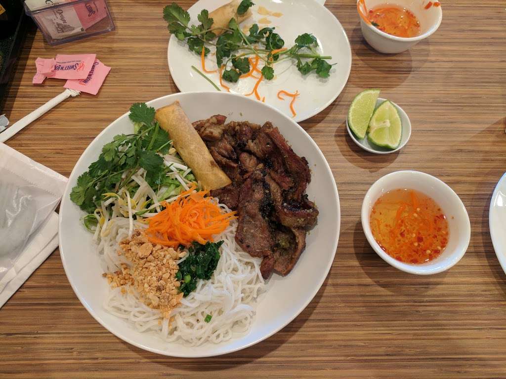 Pho ChopstiX | 1829 N Mason Rd, Katy, TX 77449, USA | Phone: (832) 303-6355