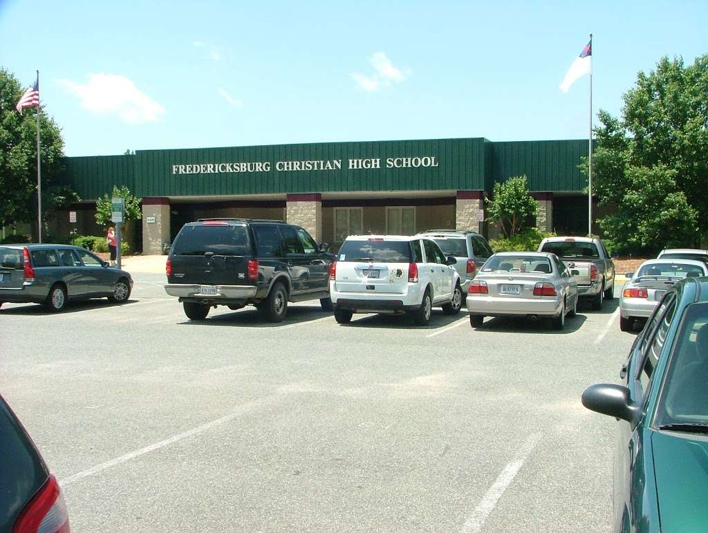 Fredericksburg Christian School - Upper School | 9400 Thornton Rolling Rd, Fredericksburg, VA 22408 | Phone: (540) 371-3852