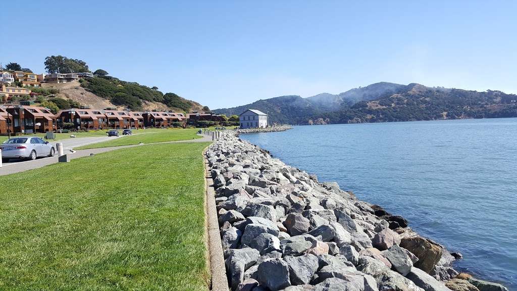 Shoreline Park | 311 Paradise Dr, Tiburon, CA 94920