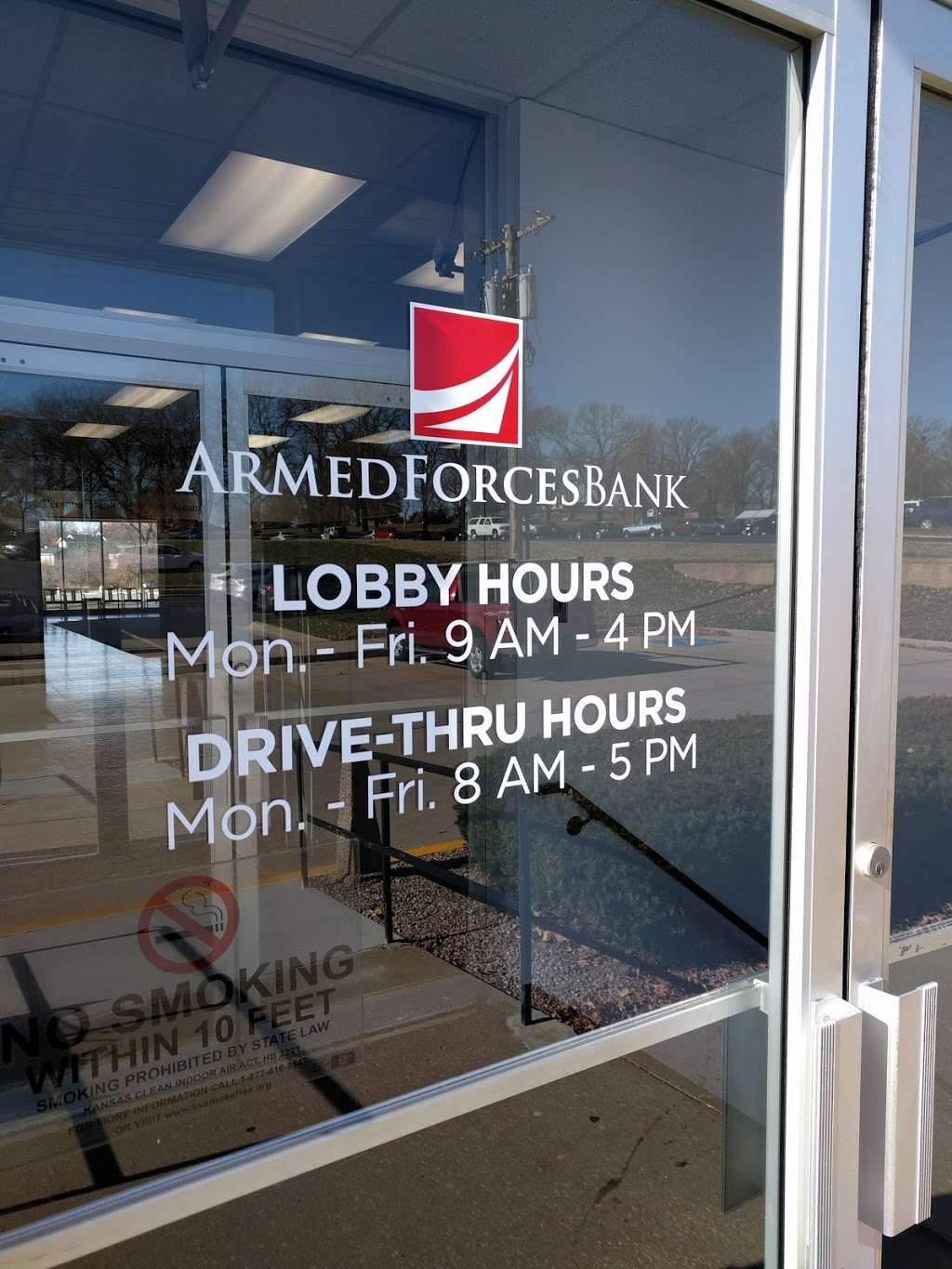 Armed Forces Bank | 320 Kansas Ave, Fort Leavenworth, KS 66027, USA | Phone: (888) 929-2265