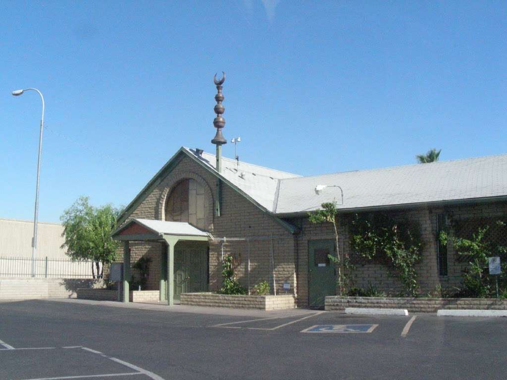 Islamic Community Center of Phoenix (ICCP) | 7516 N Black Canyon Hwy, Phoenix, AZ 85051, USA | Phone: (602) 249-0496