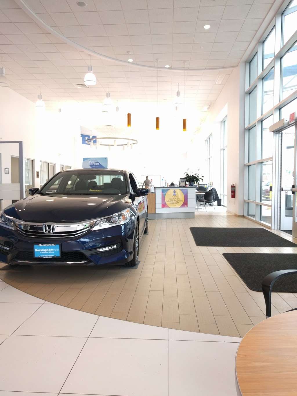 Rockingham Honda | 402 S Broadway, Salem, NH 03079 | Phone: (603) 484-8143