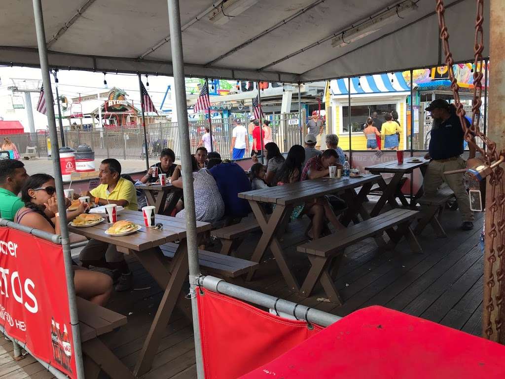 Dentatos Clam Bar | Boardwalk, Seaside Heights, NJ 08751, USA