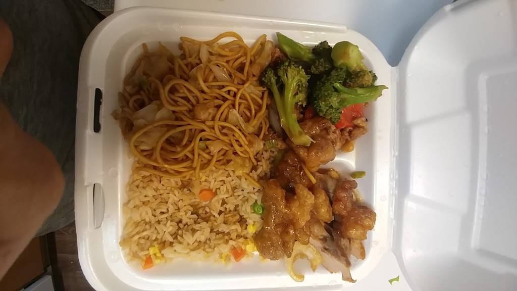 Panda Express | 2760 N Maize Rd, Wichita, KS 67205, USA | Phone: (316) 722-4649