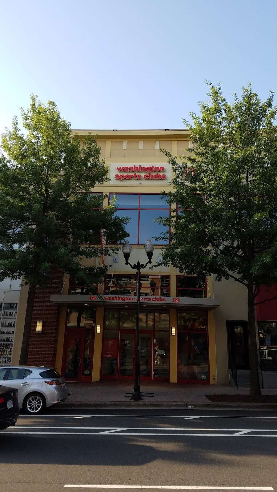 Washington Sports Clubs | 2700-2800 Clarendon Blvd, Arlington, VA 22201, USA | Phone: (703) 465-2828