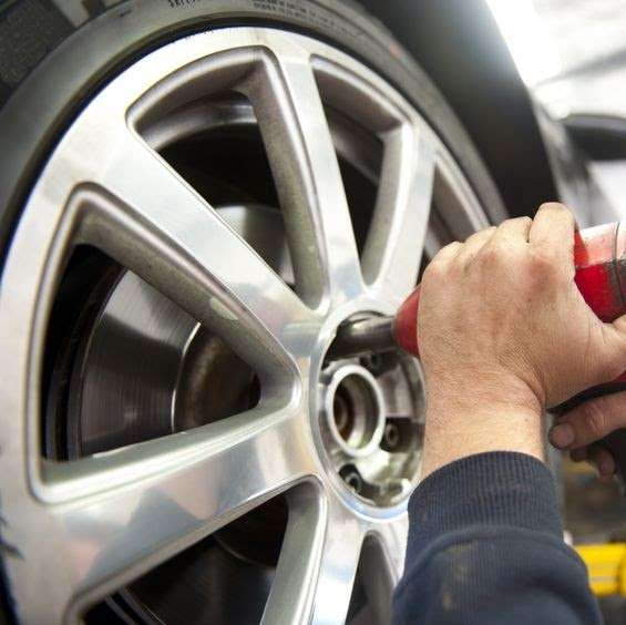 Tire & Wheel | 3748 State Ave #B, Kansas City, KS 66102 | Phone: (913) 287-3597