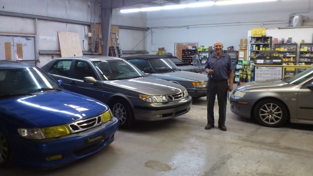 Jeffs Saab & Sprinter Shop | 10908 Acoma Rd SE, Albuquerque, NM 87123, USA | Phone: (505) 293-2023