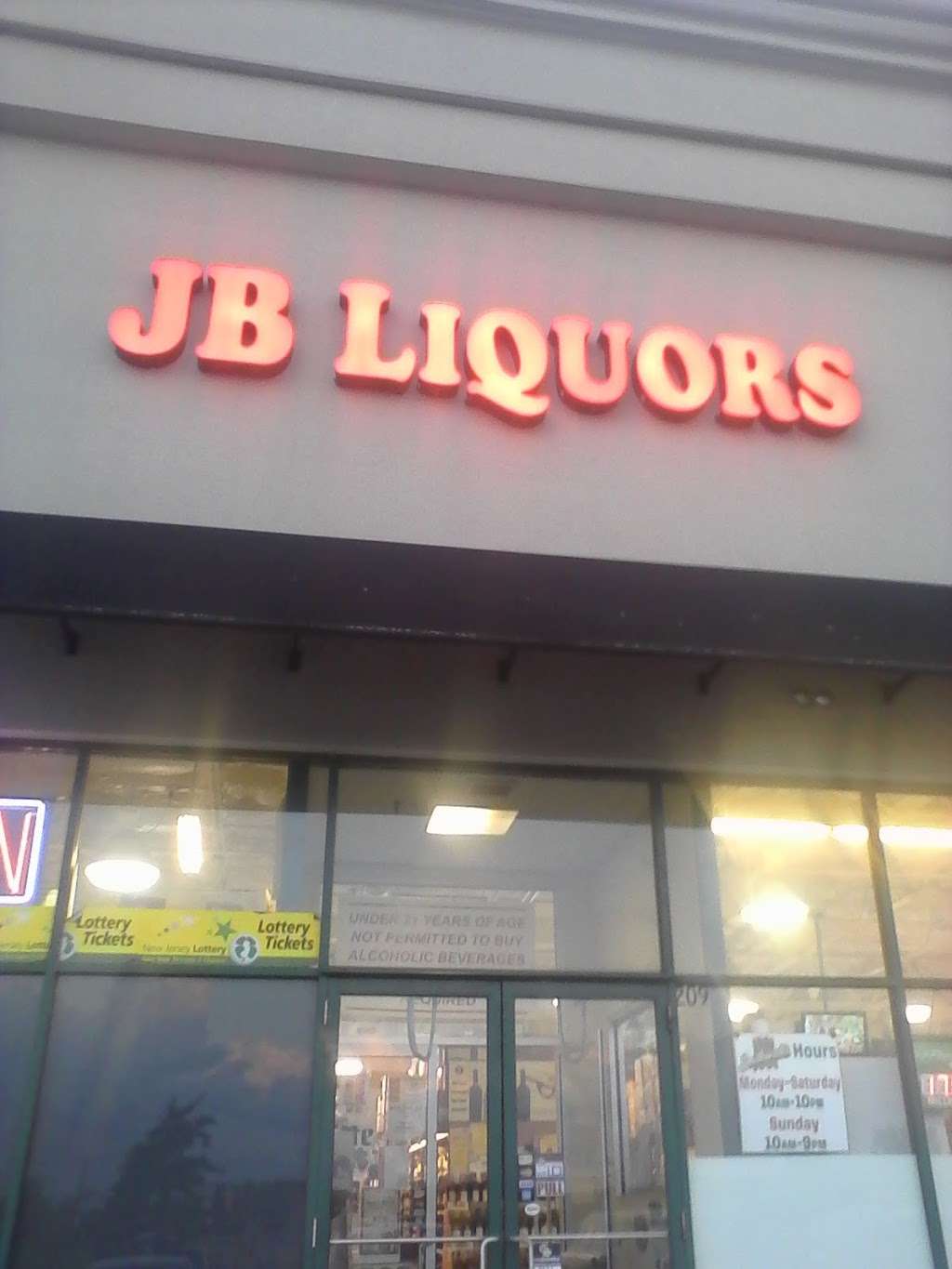 J B Liquor | 120 Center Square Rd, Swedesboro, NJ 08085, USA | Phone: (856) 467-9490