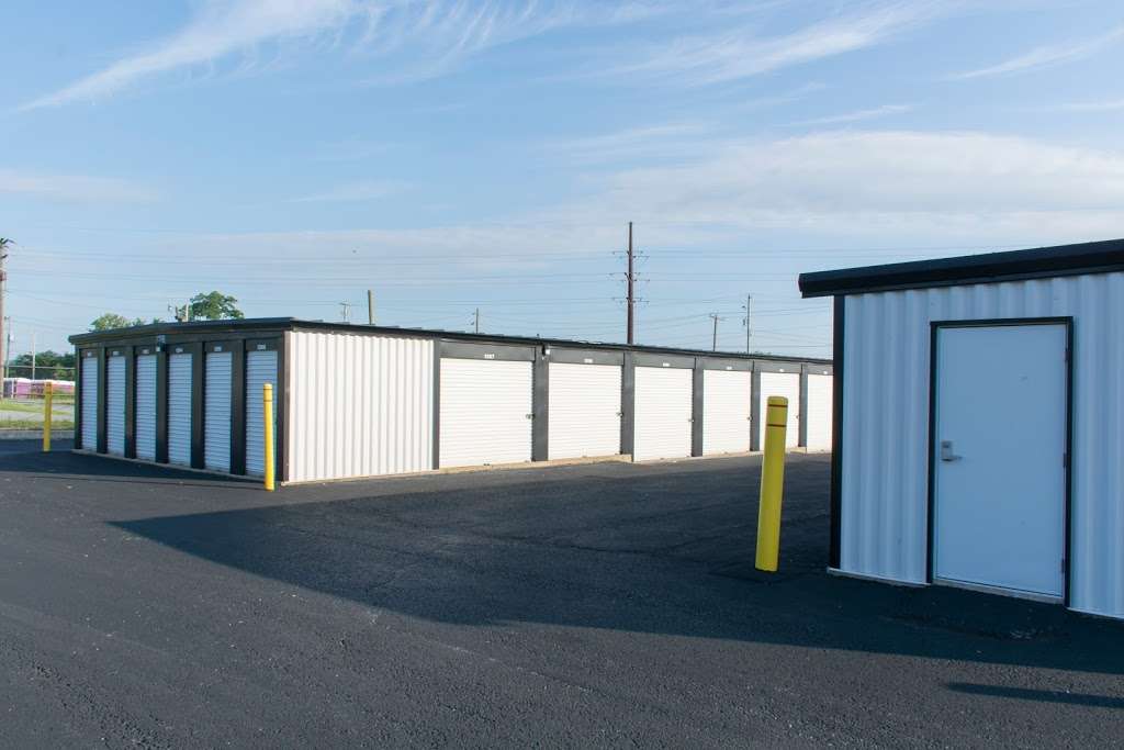 Moove in Self Storage – Vermont | 1391 Vermont Ave, Lancaster, PA 17603 | Phone: (717) 390-0300