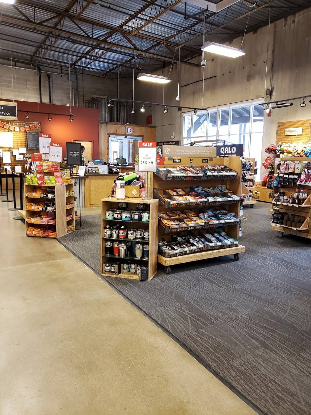 REI | 13100 W Capitol Dr, Brookfield, WI 53005, USA | Phone: (262) 783-6150