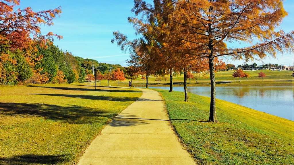 Spring Creek Greenbelt - Fred E. Harris Section | Mapleridge, Garland texas, 6006 N Shiloh Rd, Garland, TX 75044, USA | Phone: (972) 205-2750