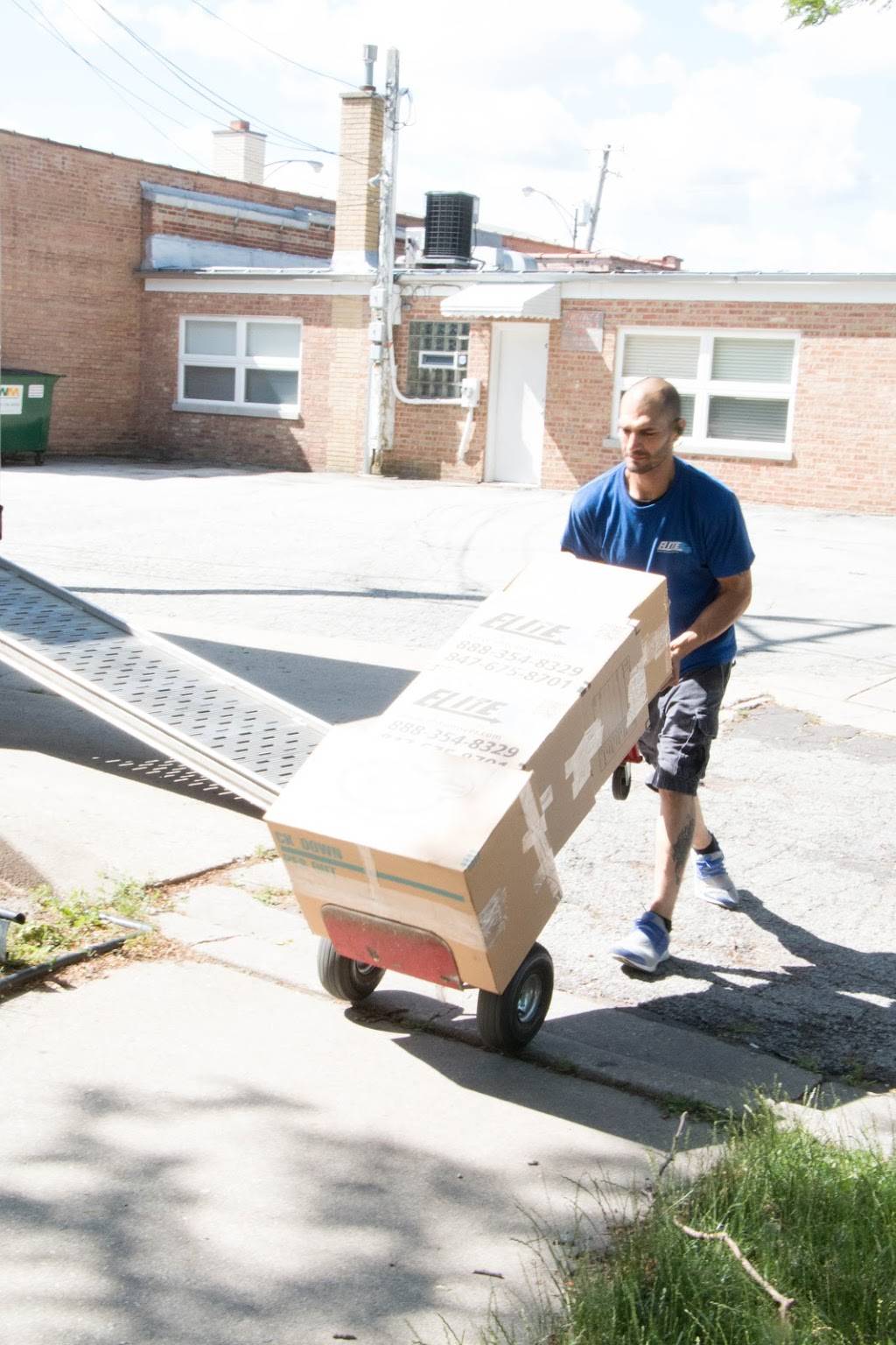 Elite Moving & Storage Inc | 7085 Ridgeway Ave, Lincolnwood, IL 60712, USA | Phone: (847) 675-8701