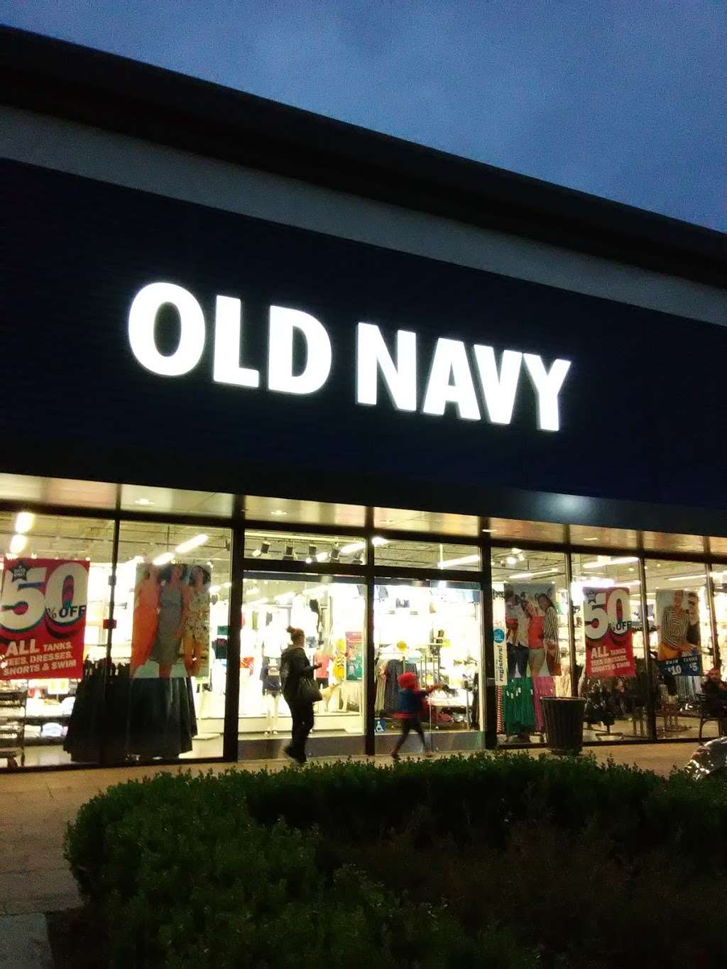 Old Navy | 27461 San Bernardino Ave SUITE 160, Redlands, CA 92374, USA | Phone: (909) 798-8096