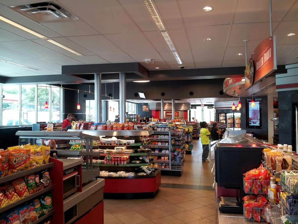 QuikTrip | 555 N 78th St, Kansas City, KS 66112 | Phone: (913) 334-2171