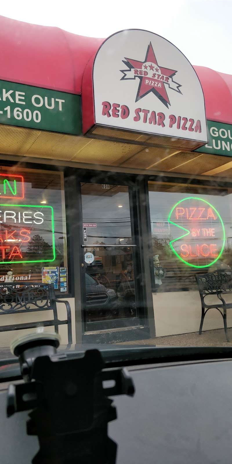 Red Star Pizza 3 Ewing N.J. | 608 Bear Tavern Rd, Ewing Township, NJ 08628, USA | Phone: (609) 406-1600