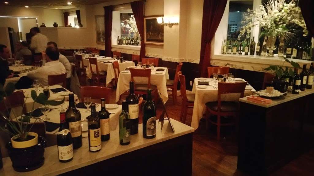 Lennys Steakhouse | 2047 Boston Post Rd, Larchmont, NY 10538, USA | Phone: (914) 630-7800