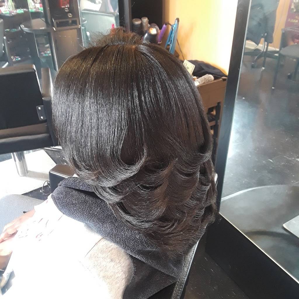 Bella Dominican Hair Salon | 3126 E Baltimore St, Baltimore, MD 21224, USA | Phone: (443) 930-7671