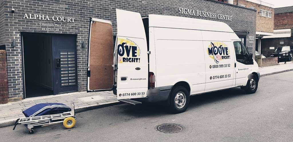 Man With A Van - Moove Right! | 22 Foxton Rd, Hoddesdon EN11 8RX, UK | Phone: 0800 999 3352