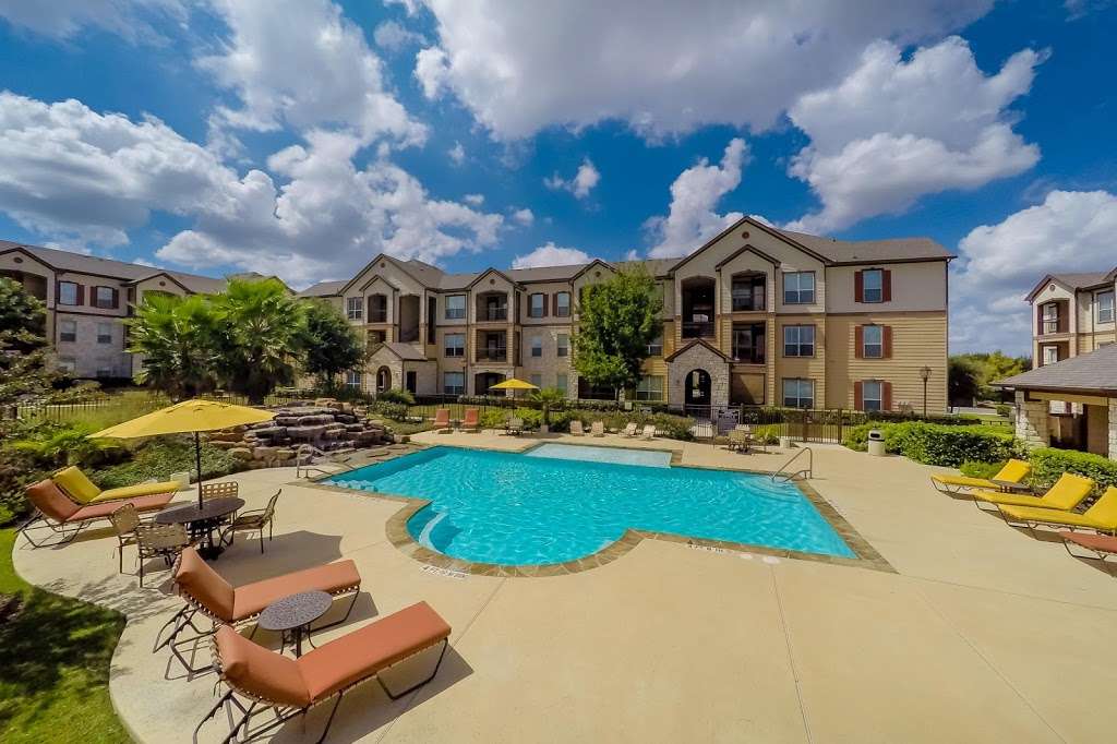 Boulder Creek Apartment Homes | 12330 Vance Jackson Rd, San Antonio, TX 78230 | Phone: (210) 971-5445