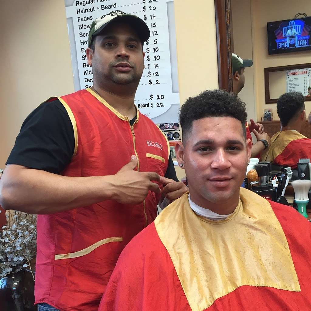 Cache Latino Barber Shop | 117 S Washington Ave, Bergenfield, NJ 07621, USA | Phone: (201) 374-2749