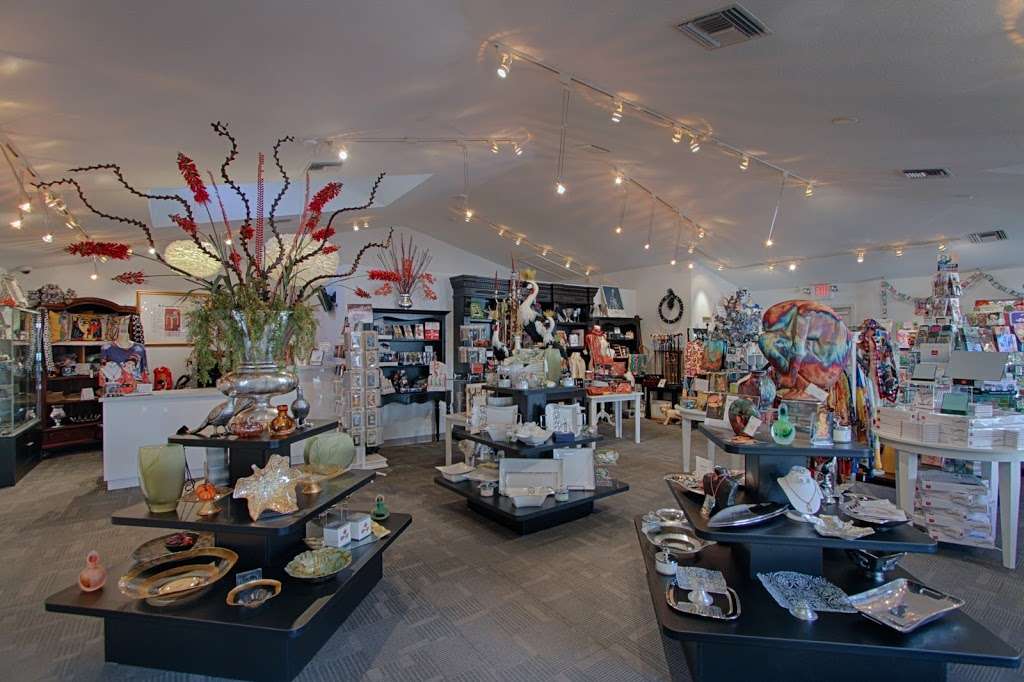 Modernism Museum Shoppe | 144 E 4th Ave, Mt Dora, FL 32757, USA | Phone: (352) 385-0024