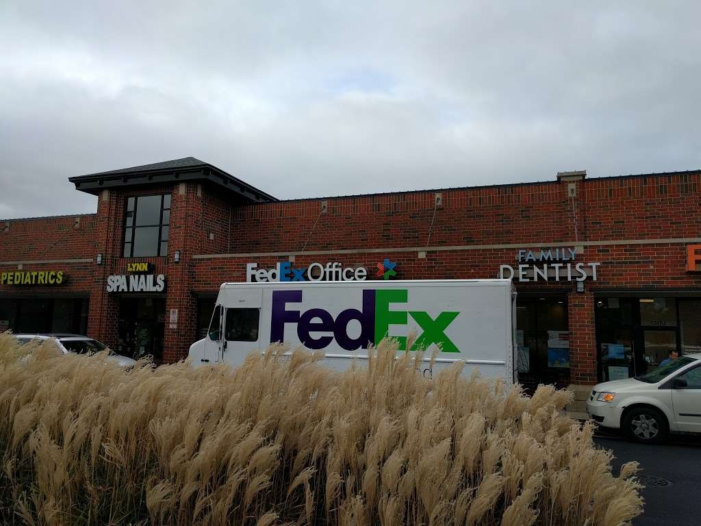 FedEx Office Print & Ship Center | 5240 N Pulaski Rd Suite H, Chicago, IL 60630, USA | Phone: (773) 478-0919